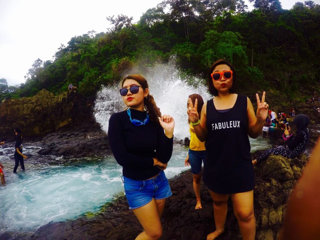 PAKET WISATA Teluk Kiluan dari Jakarta dan sekitarnya